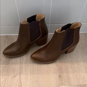 Nisolo Brown Ankle Boots
